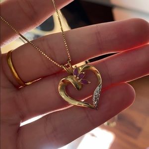 14kt gold necklace with heart pendant